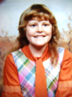 Illustration for article titled Goofy Glasses, Pretty Pigtails & Snaggletooth Smiles: September Is For School Portraits